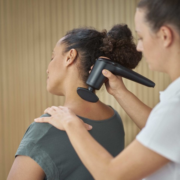 Faszien-Set_Faszien-Schieber_Anwendung_Nacken_Physiotherapie_600x600.jpg